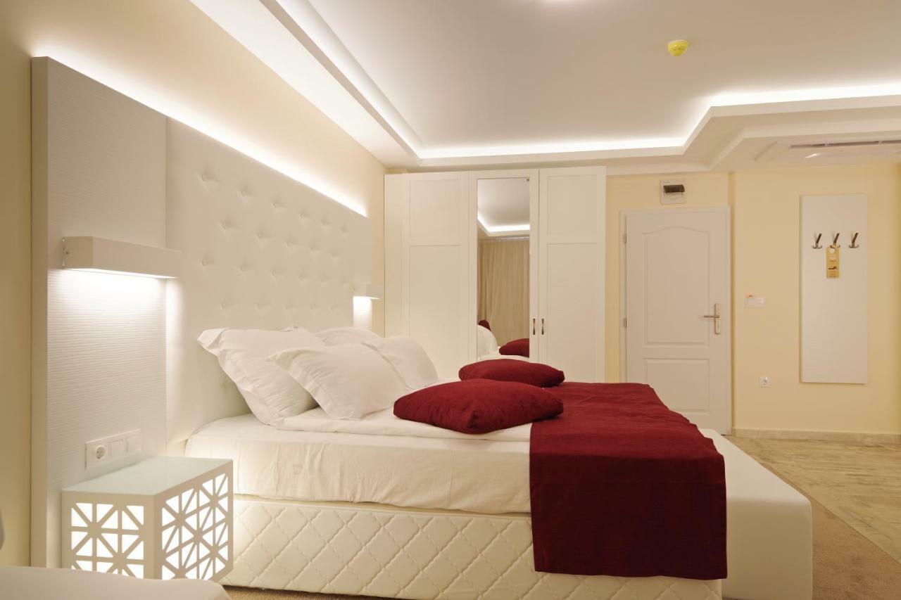 Hotel Perla Beach Luxury Приморсько Екстер'єр фото